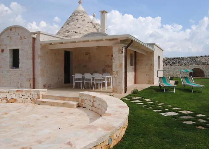 Trullo Amato With Exclusive Pool